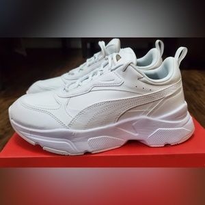 PUMA Women’s Cassia SL - White - Team Gold, Size 7.5, New with Box